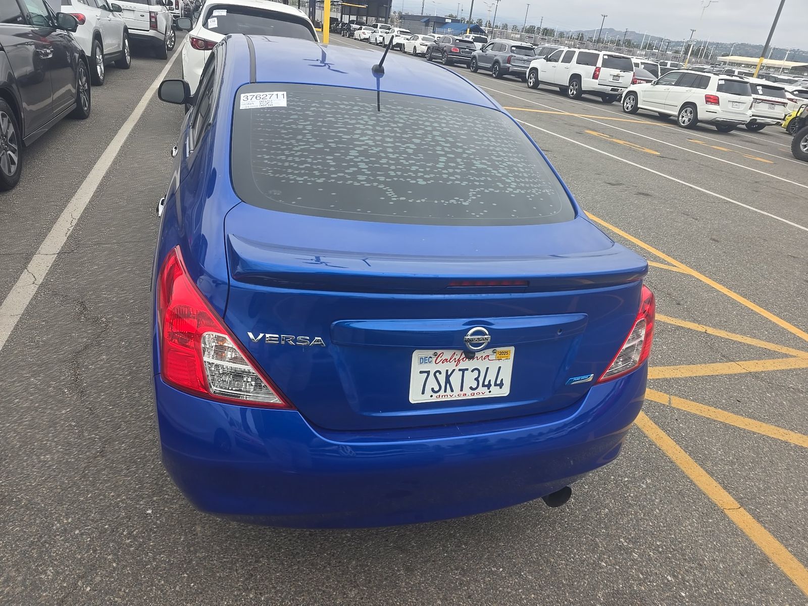 NISSAN VERSA - 6