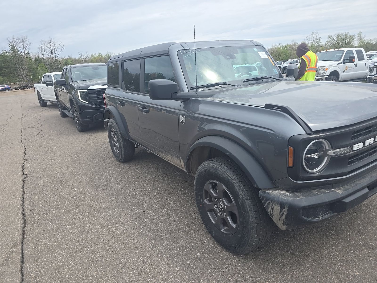 FORD BRONCO - 4
