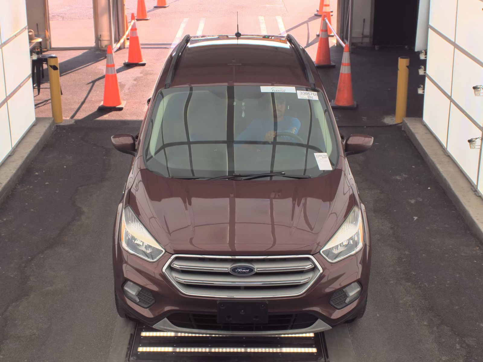 FORD ESCAPE - 3