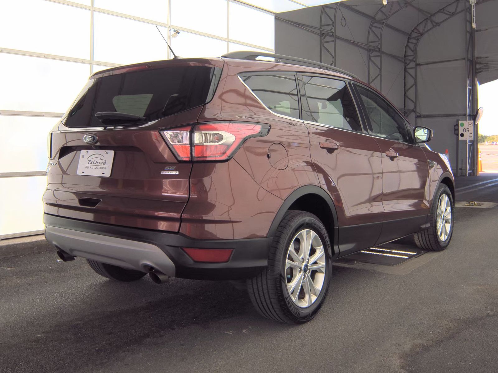 FORD ESCAPE - 6