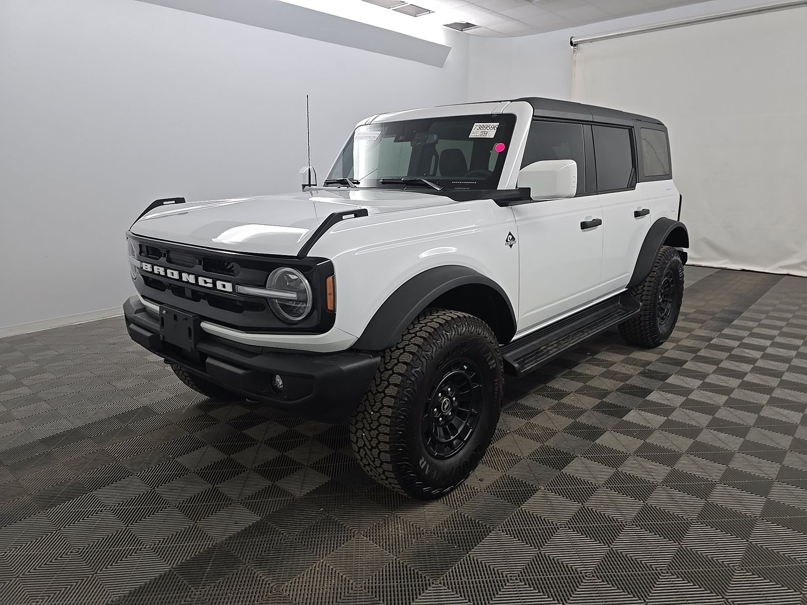 FORD BRONCO - 1