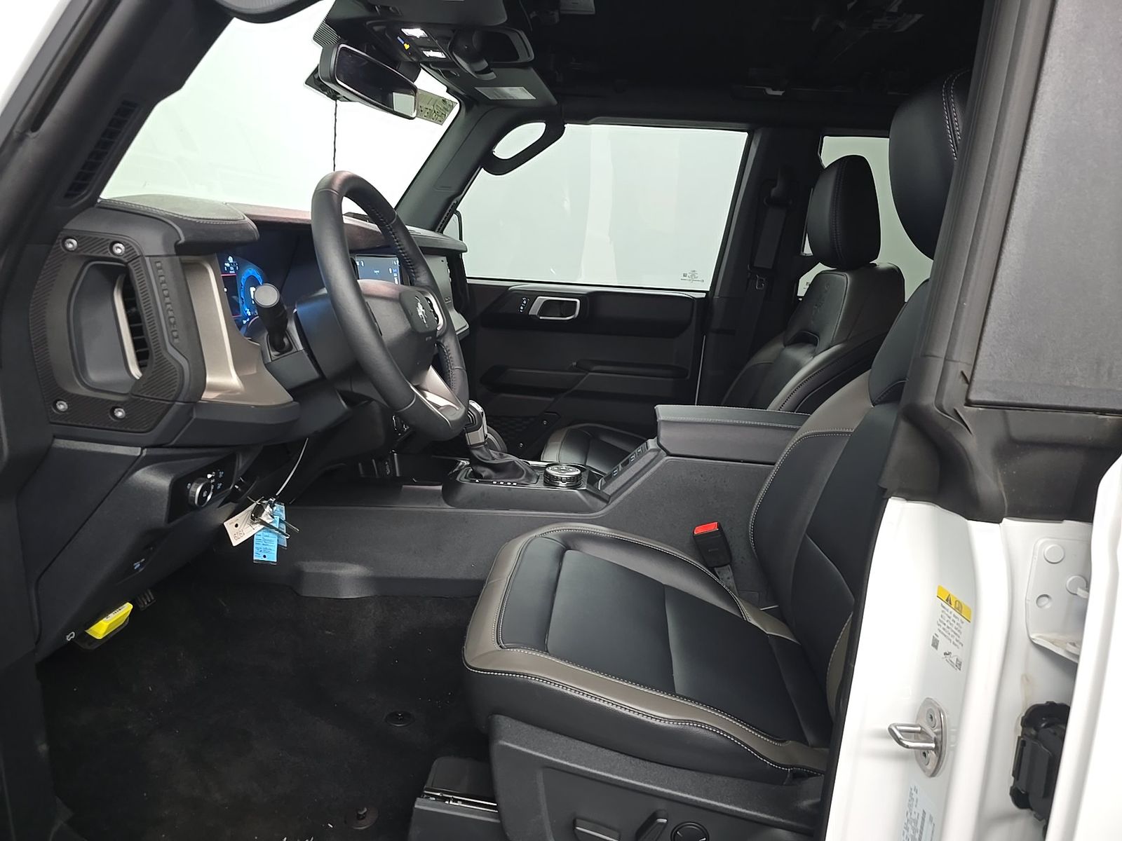 FORD BRONCO - 8