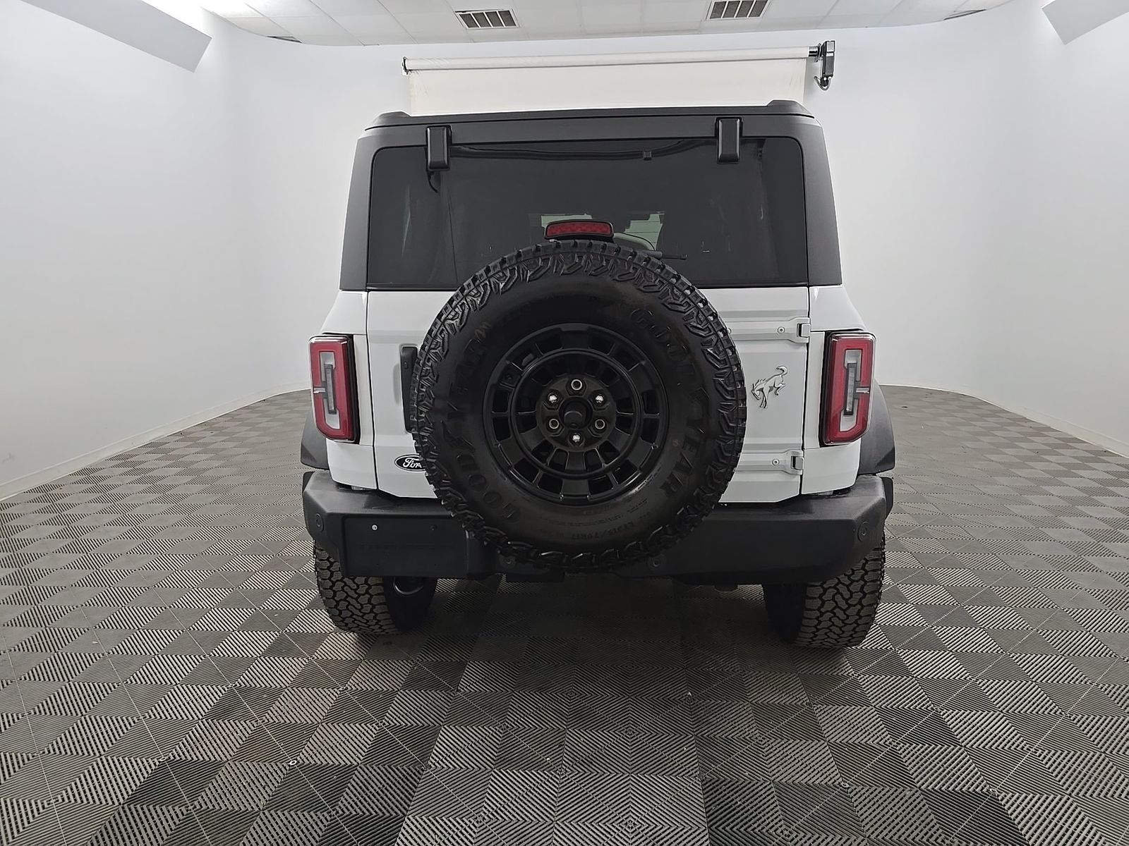 FORD BRONCO - 6