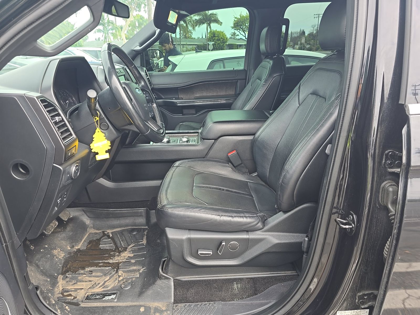 FORD EXPEDITION MAX - 8