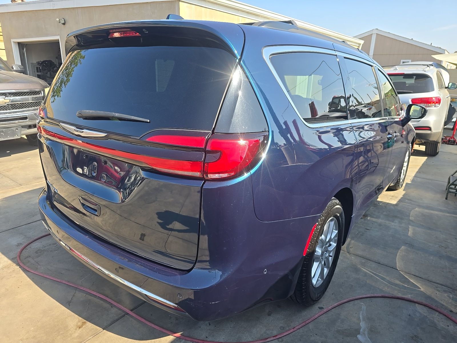 CHRYSLER PACIFICA - 5