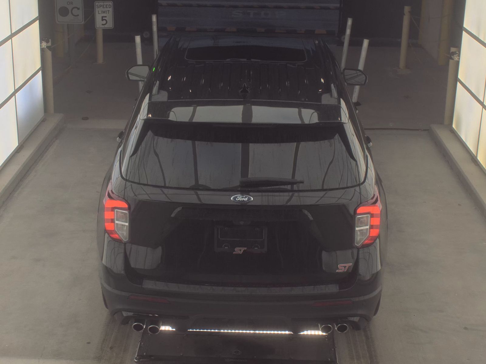 FORD EXPLORER - 7