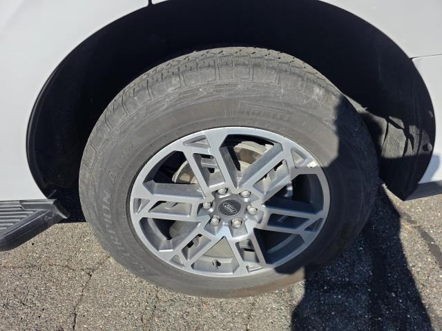 FORD EXPEDITION - 10
