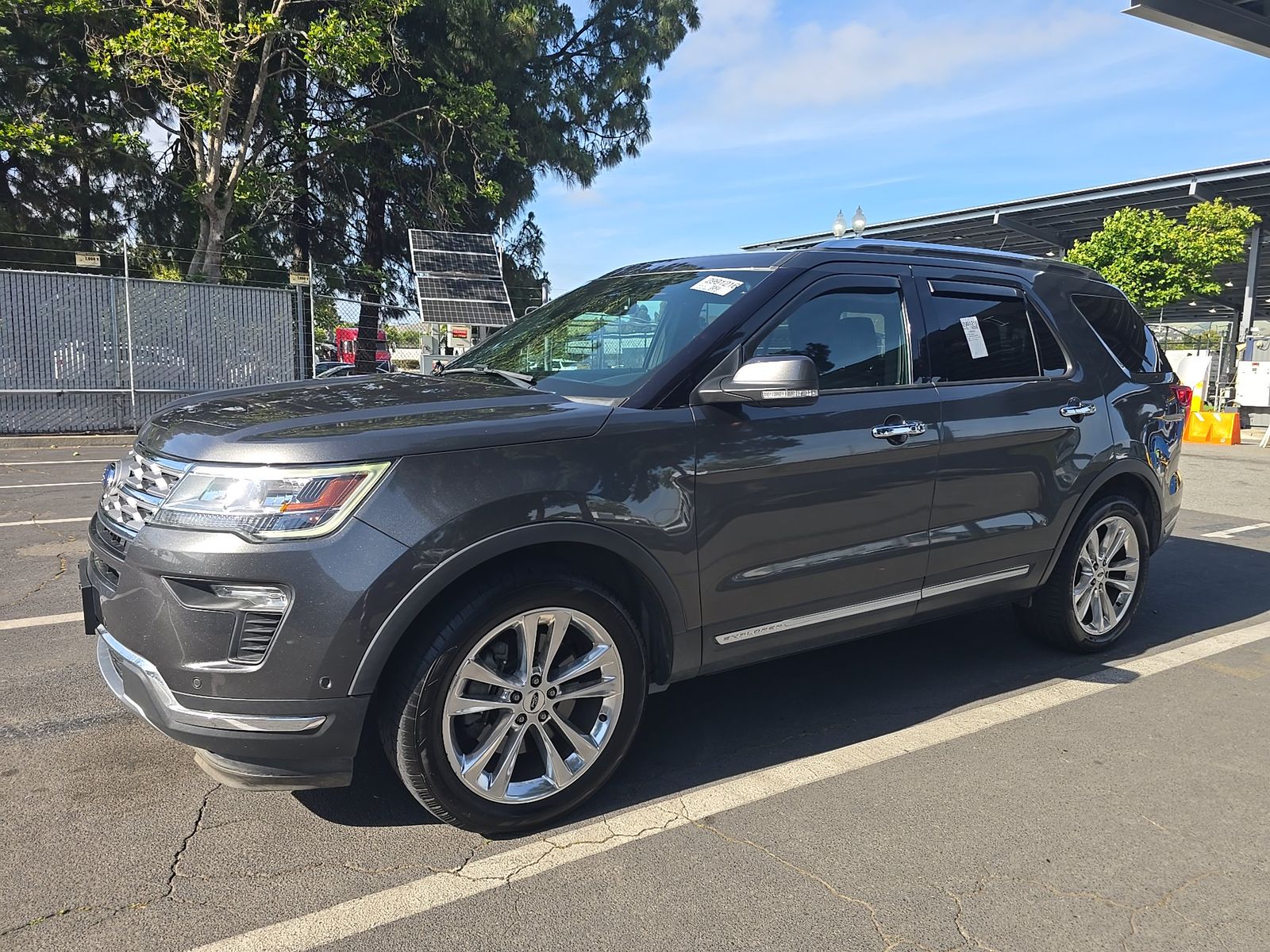 FORD EXPLORER - 1