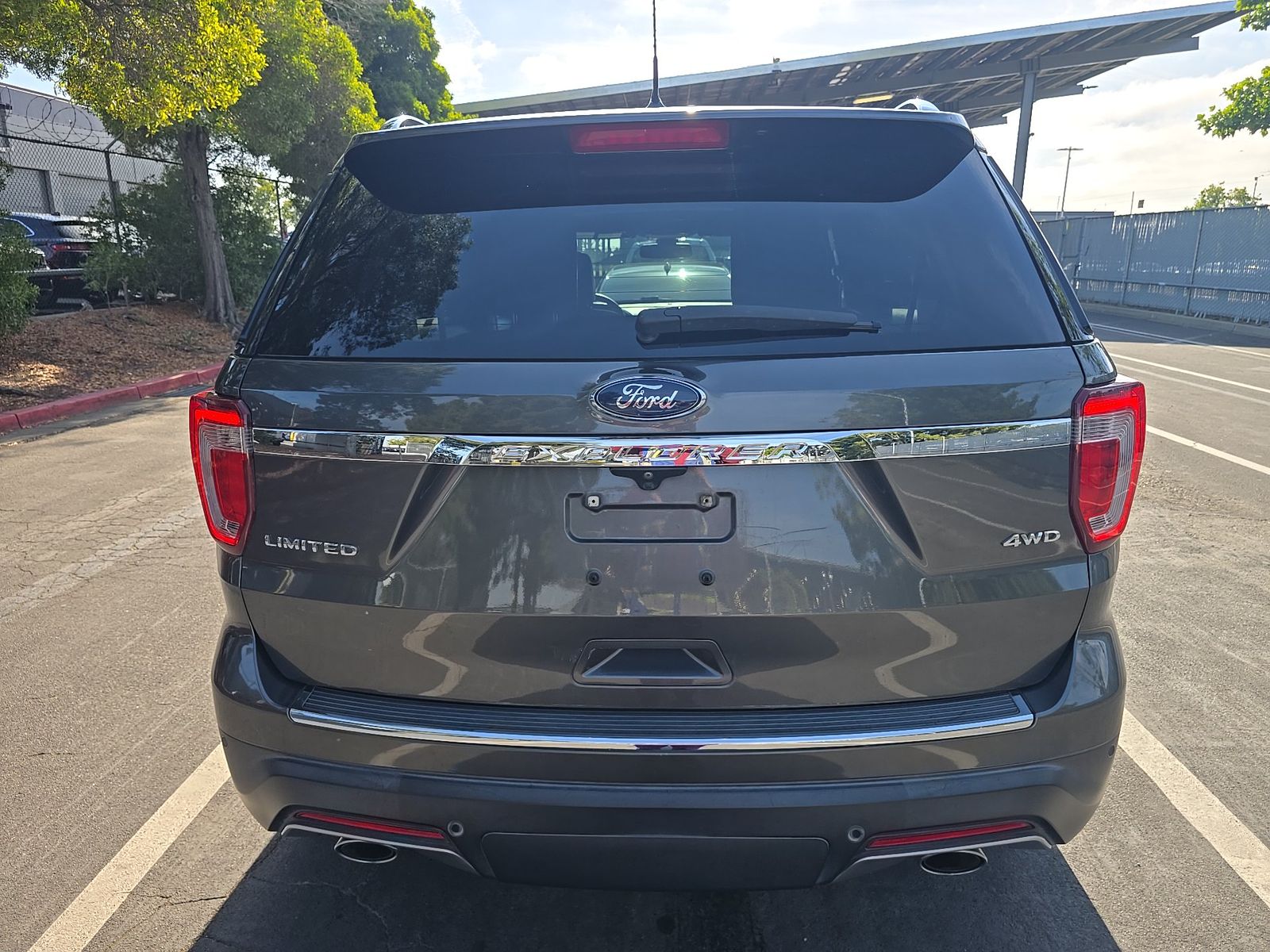 FORD EXPLORER - 6