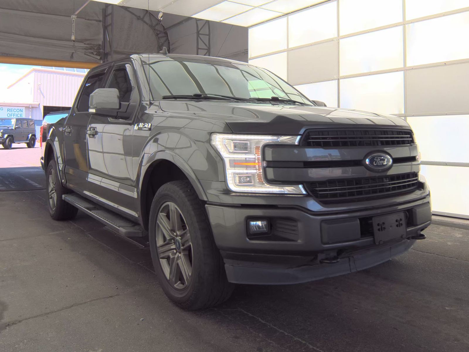 FORD F-150 - 4