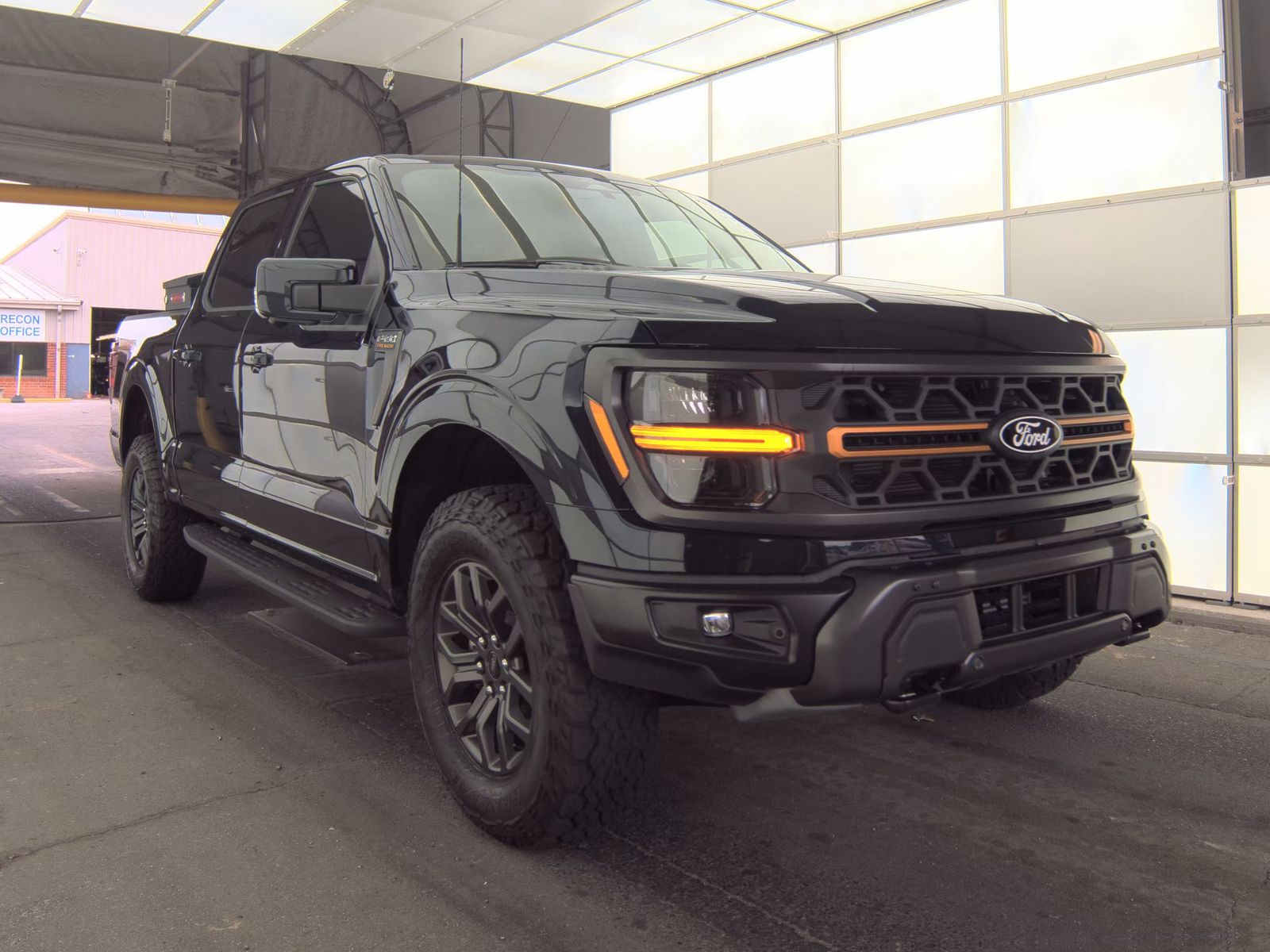 FORD F-150 - 4