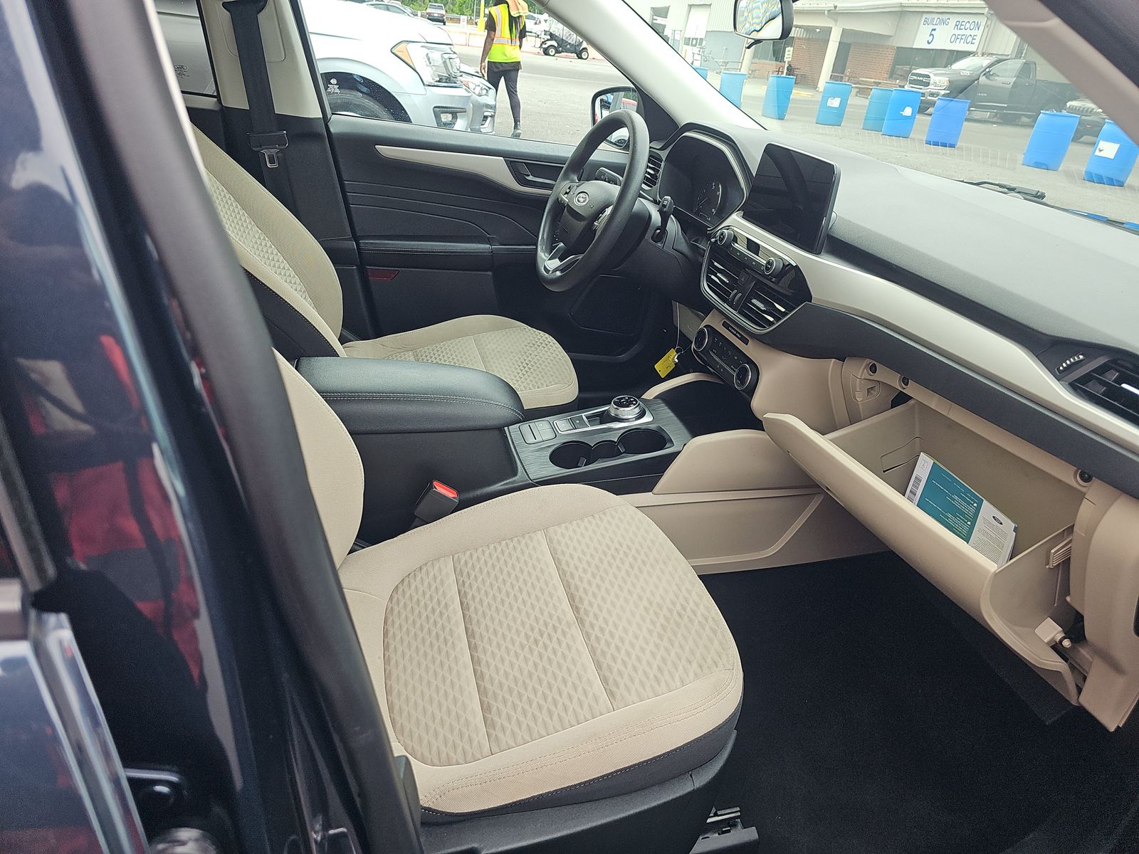 FORD ESCAPE - 9