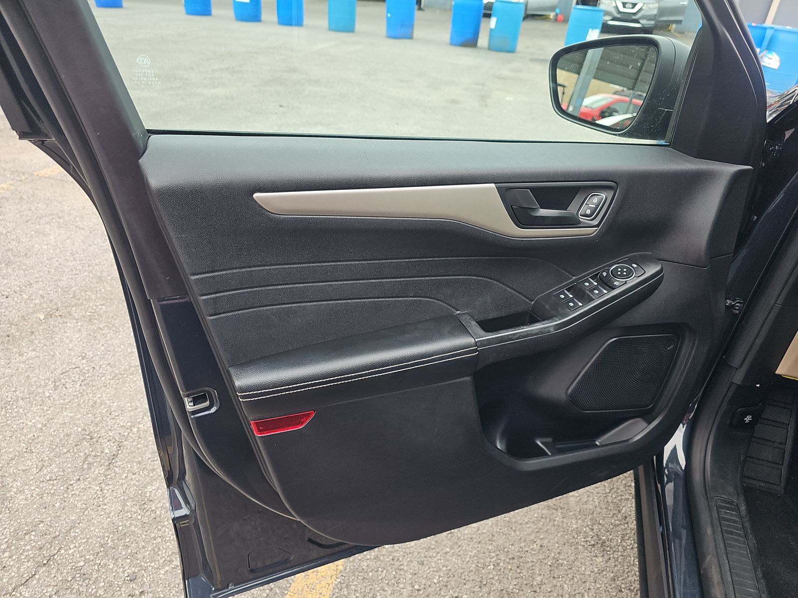 FORD ESCAPE - 10