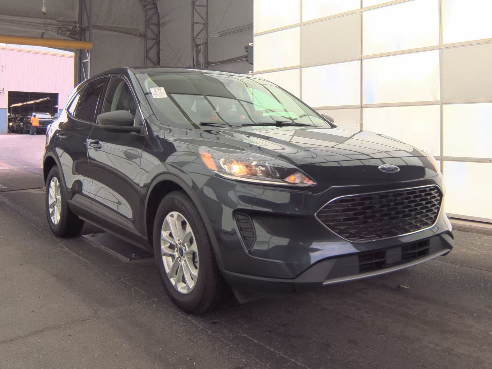 FORD ESCAPE - 4