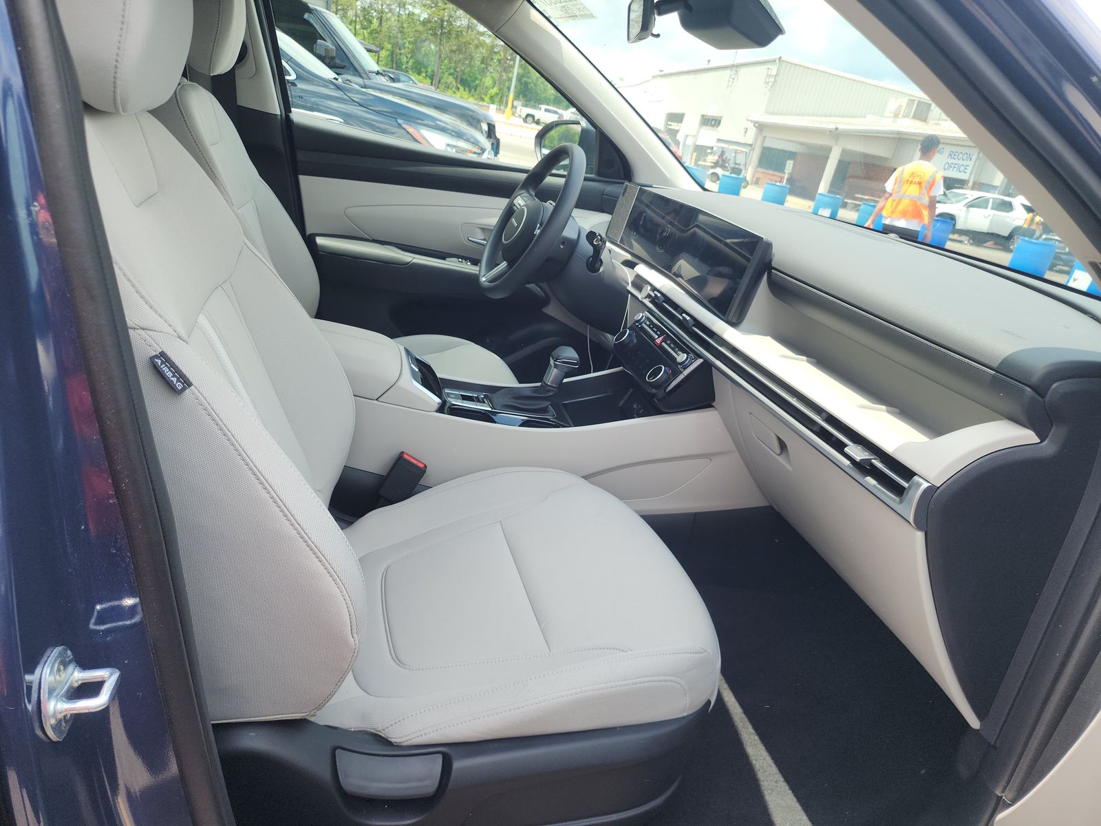 HYUNDAI TUCSON - 9