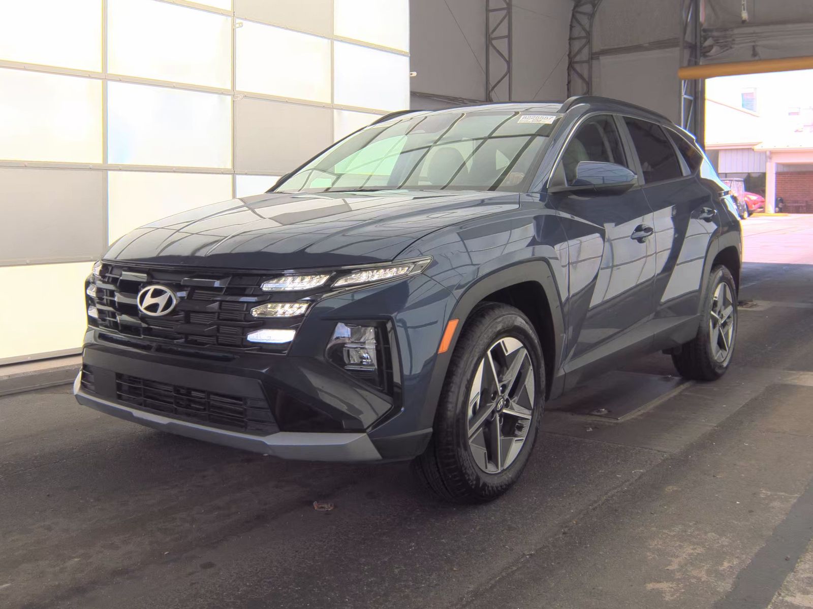 HYUNDAI TUCSON - 1