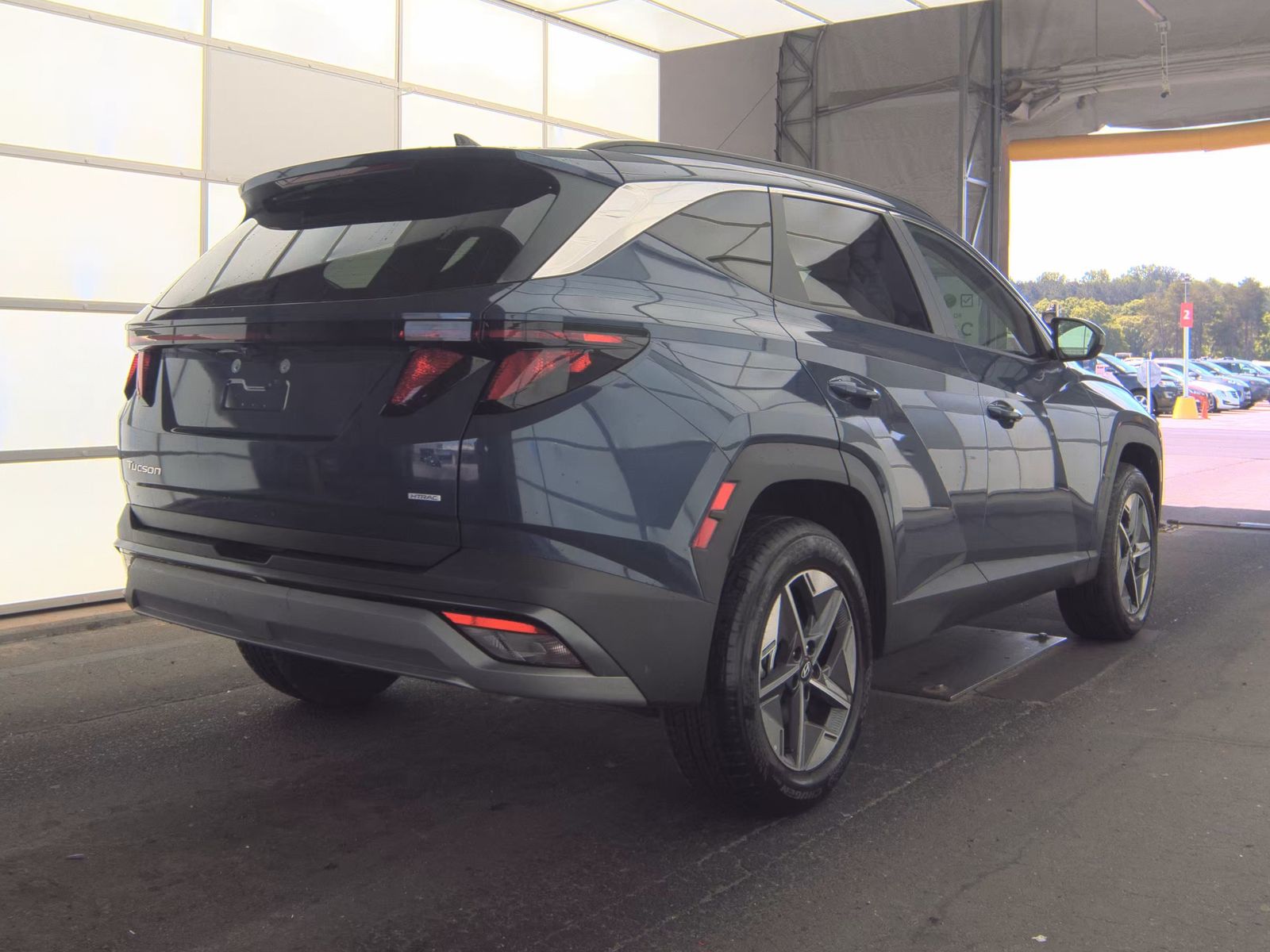 HYUNDAI TUCSON - 5