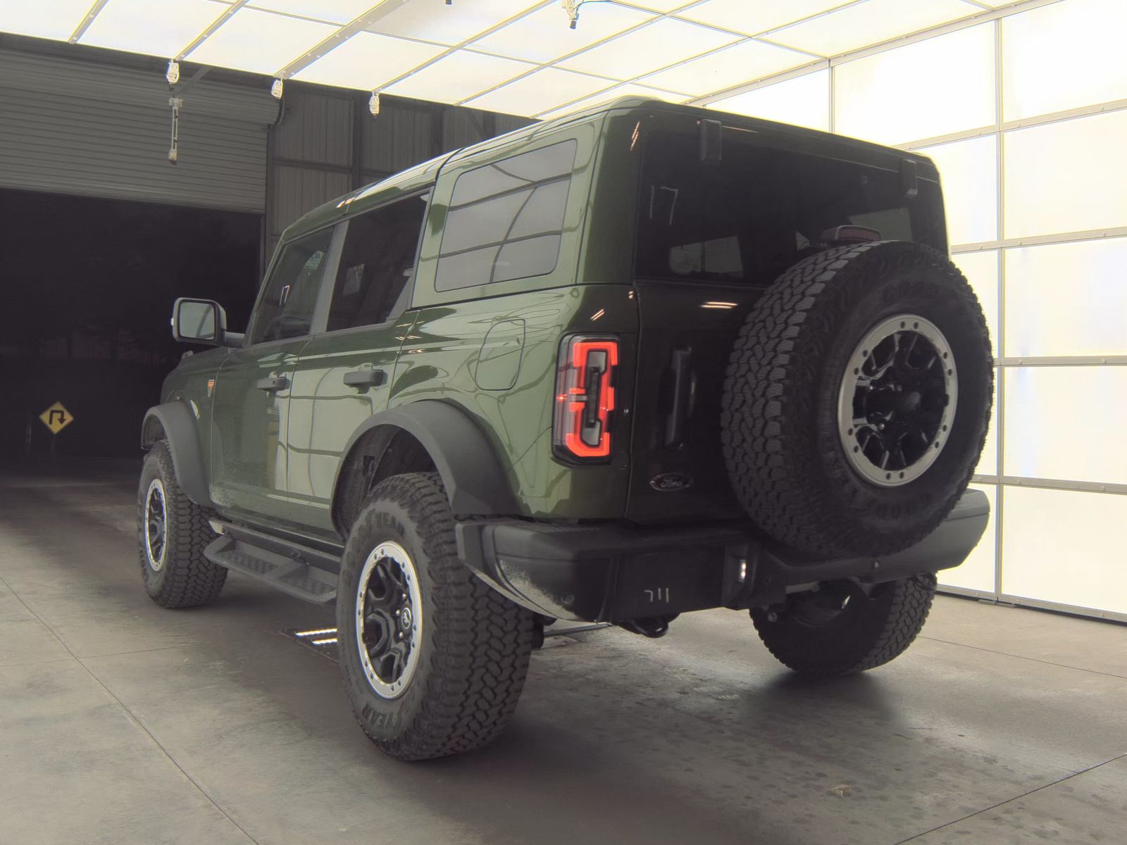 FORD BRONCO - 9