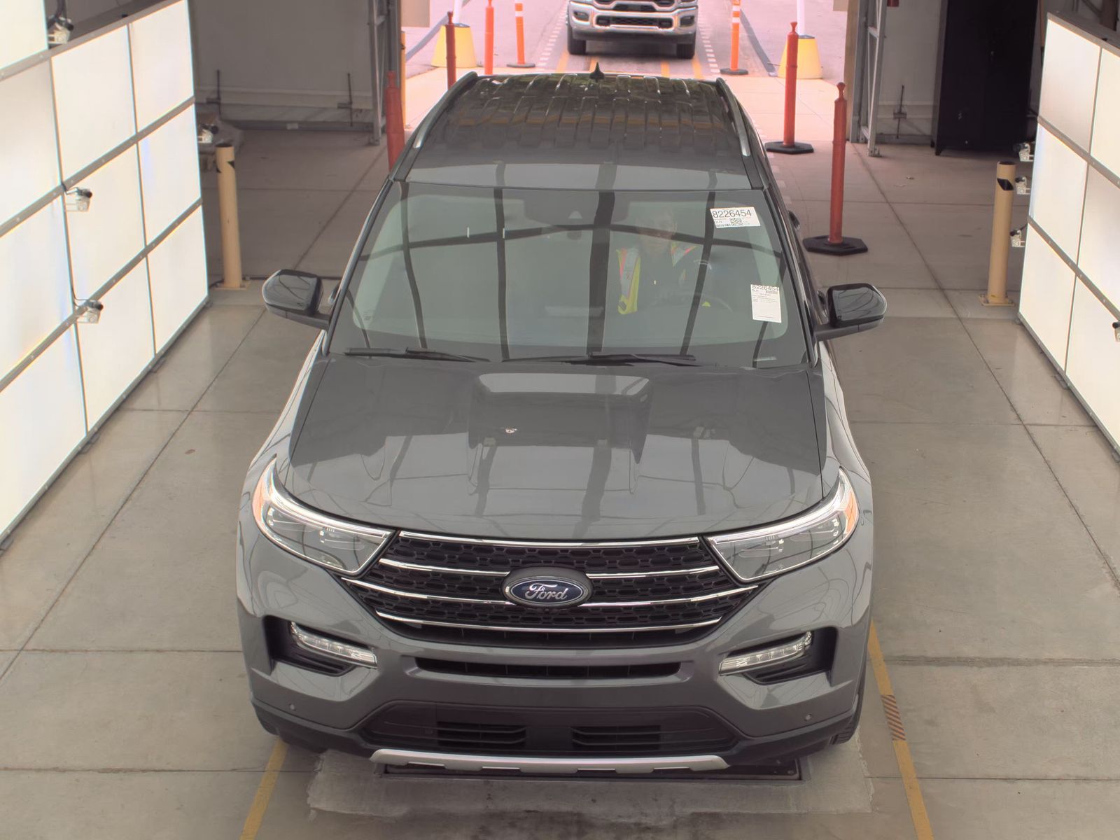 FORD EXPLORER - 3