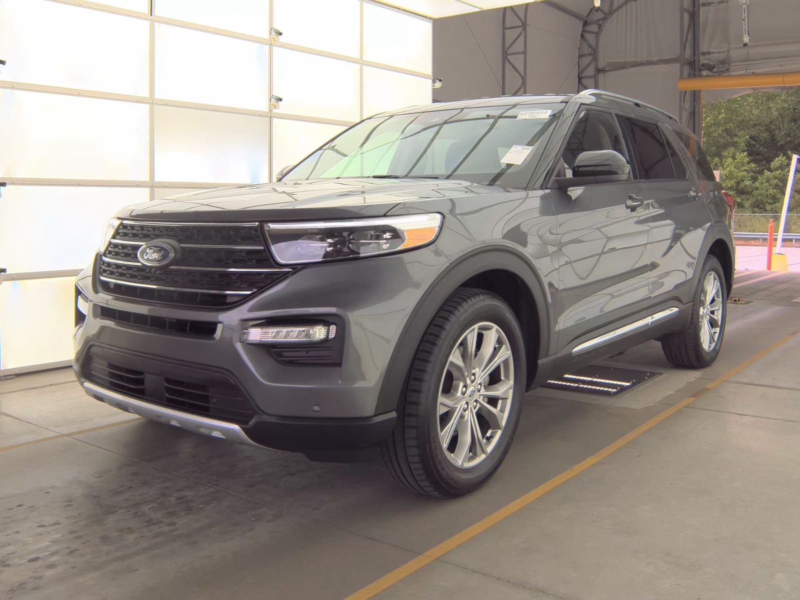 FORD EXPLORER - 1