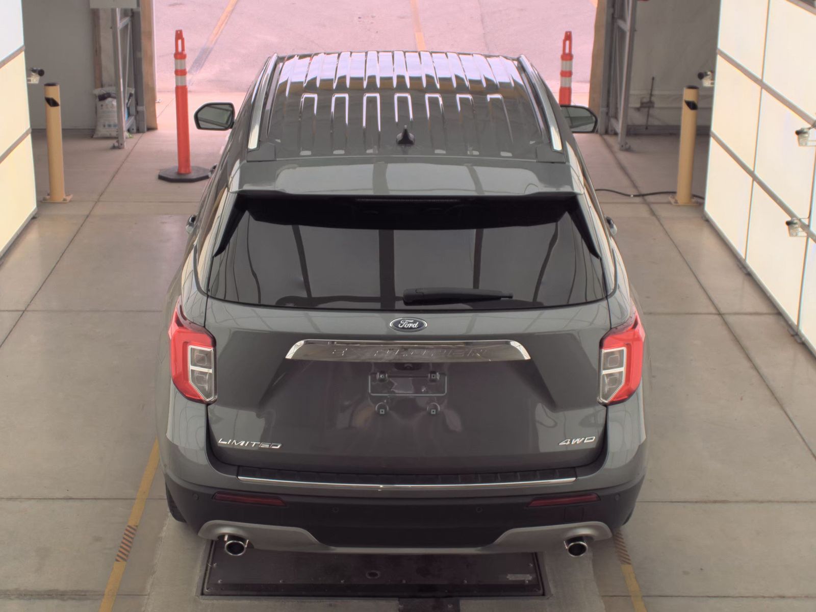FORD EXPLORER - 7