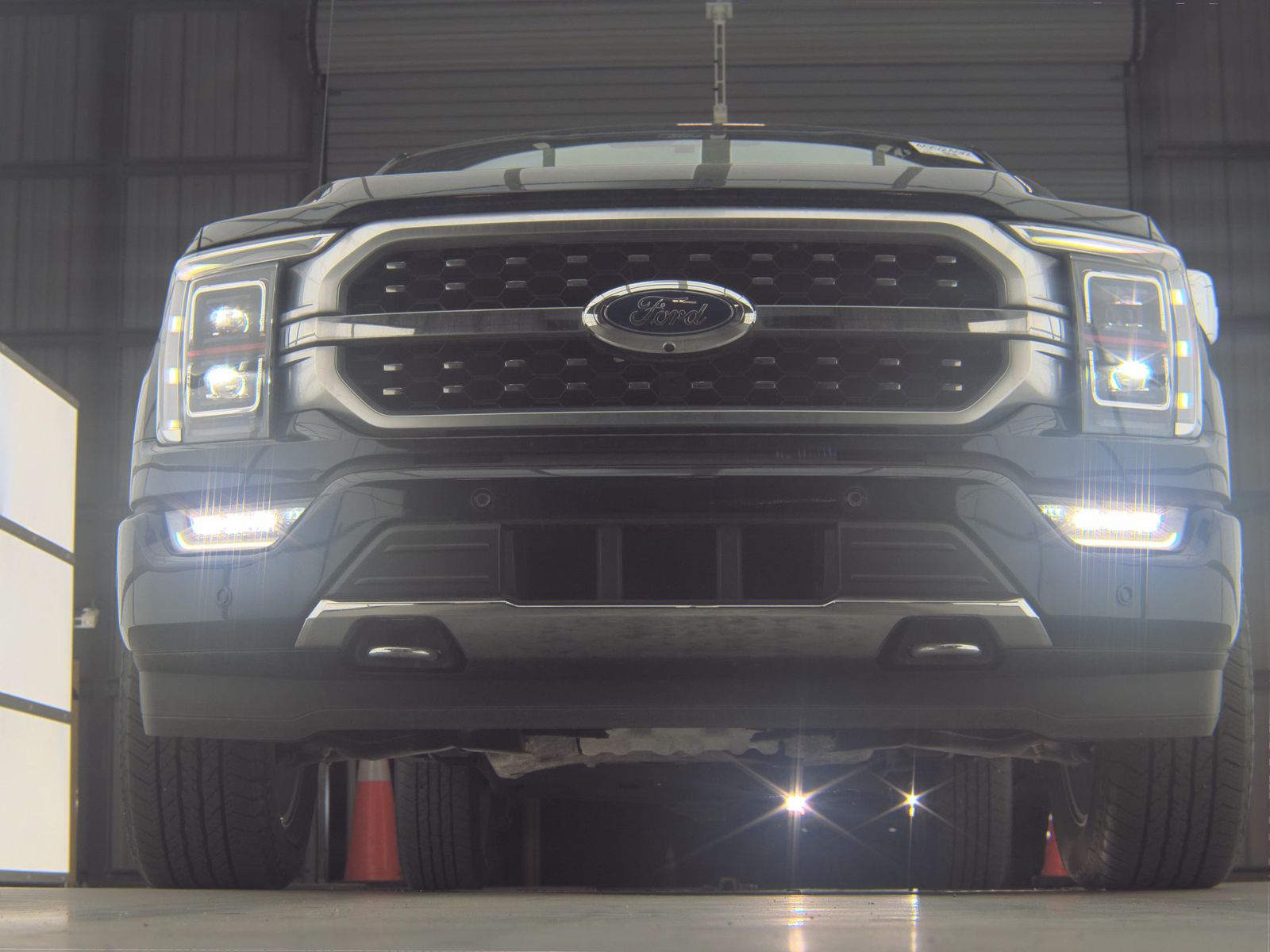 FORD F-150 - 4
