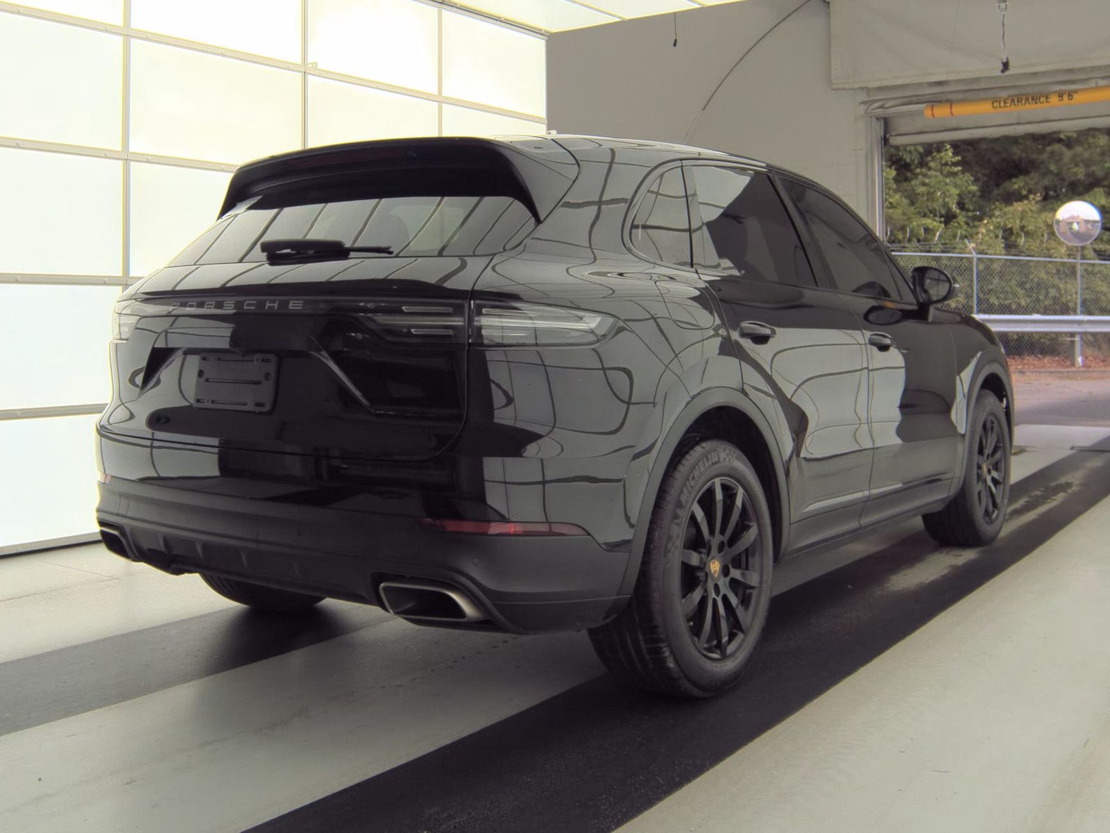 PORSCHE CAYENNE - 5