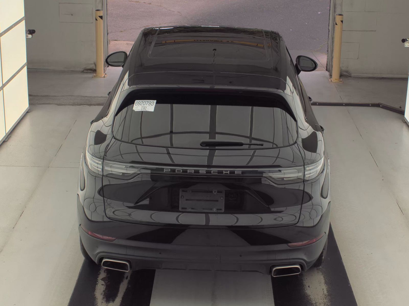 PORSCHE CAYENNE - 6