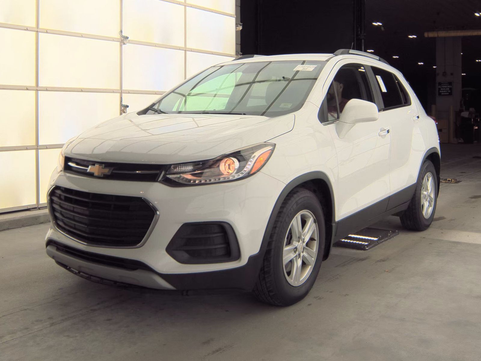 CHEVROLET TRAX - 1
