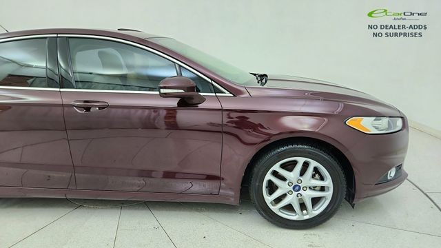 FORD FUSION - 8