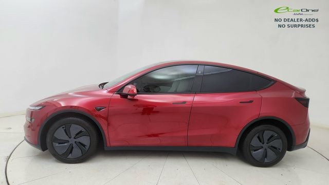 TESLA MODEL Y - 4