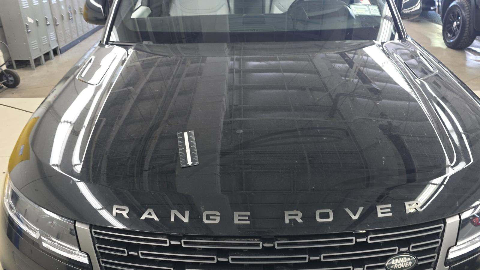 2025 Land Rover Range Rover Sport SE FWD