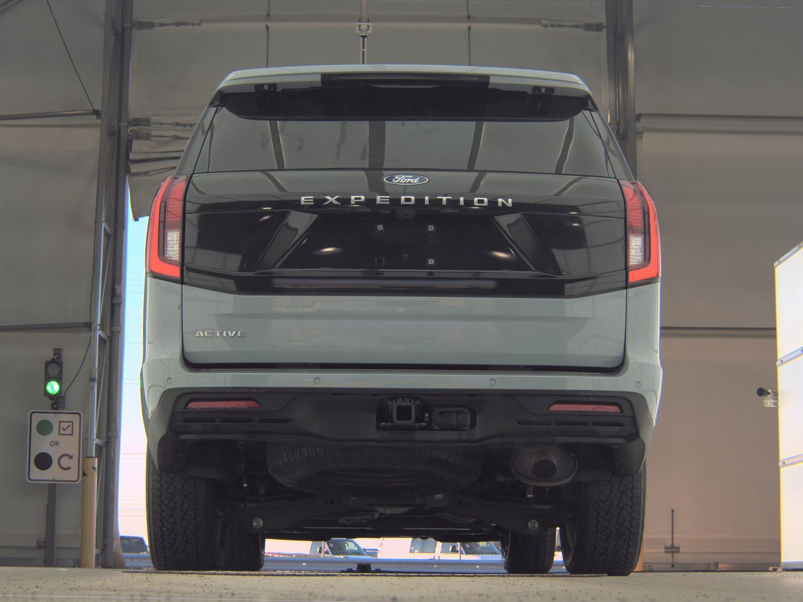 FORD EXPEDITION - 8