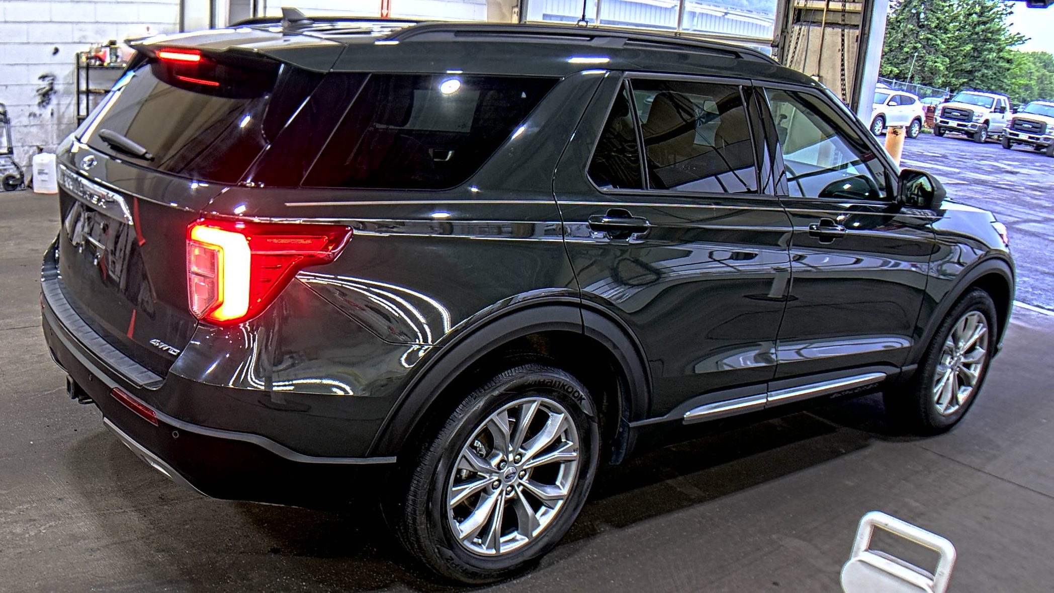 FORD EXPLORER - 5