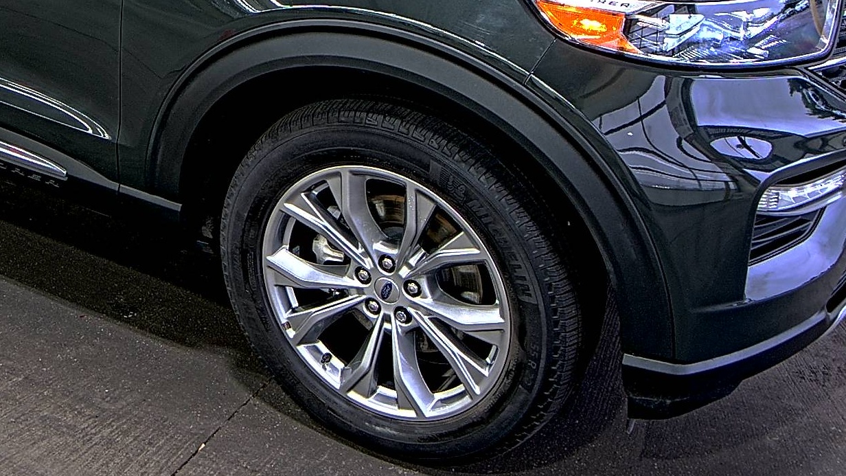 FORD EXPLORER - 9