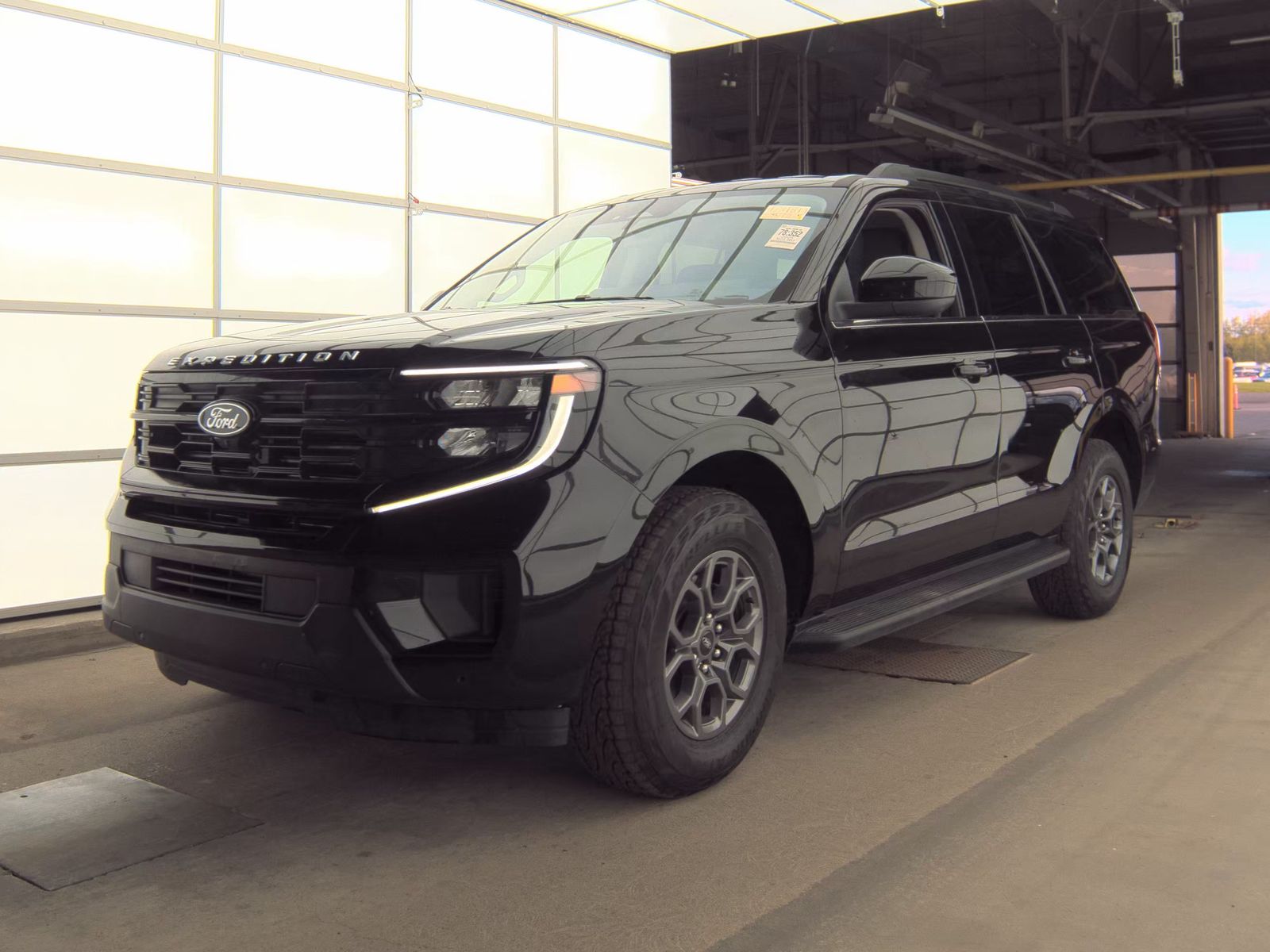 FORD EXPEDITION - 1