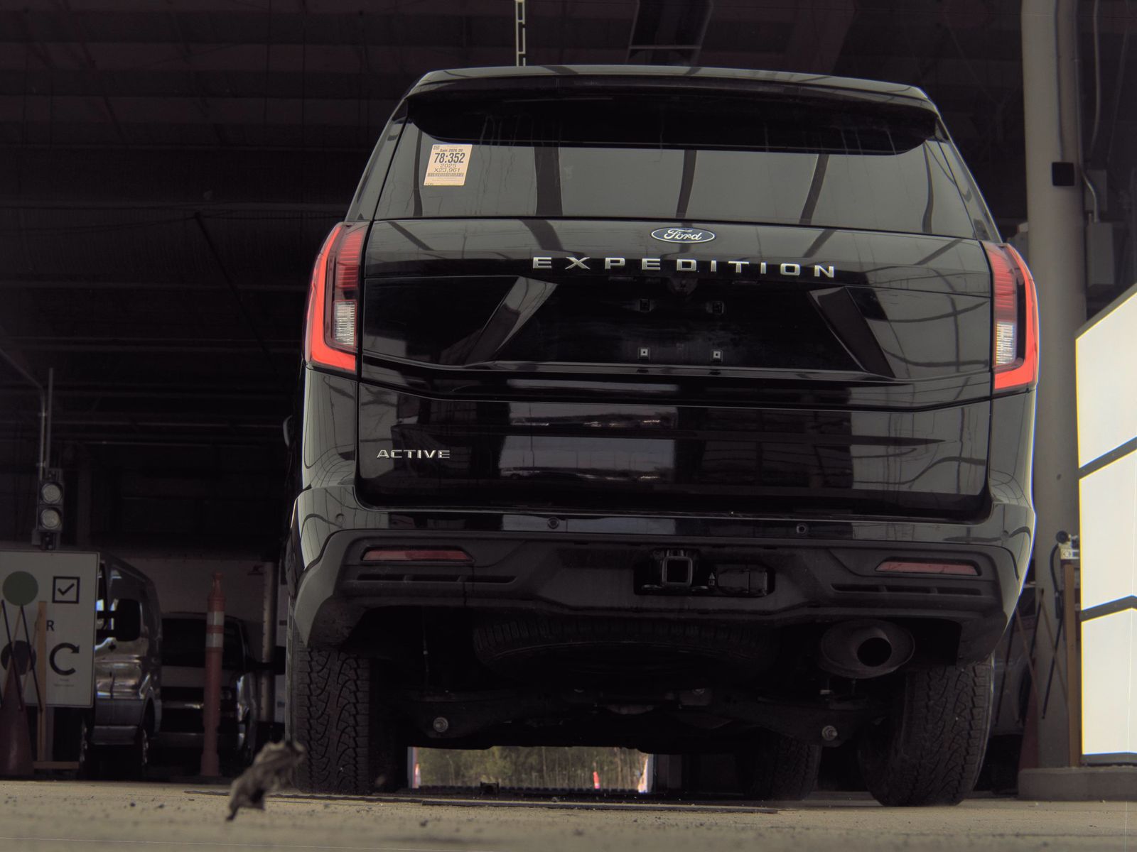 FORD EXPEDITION - 8