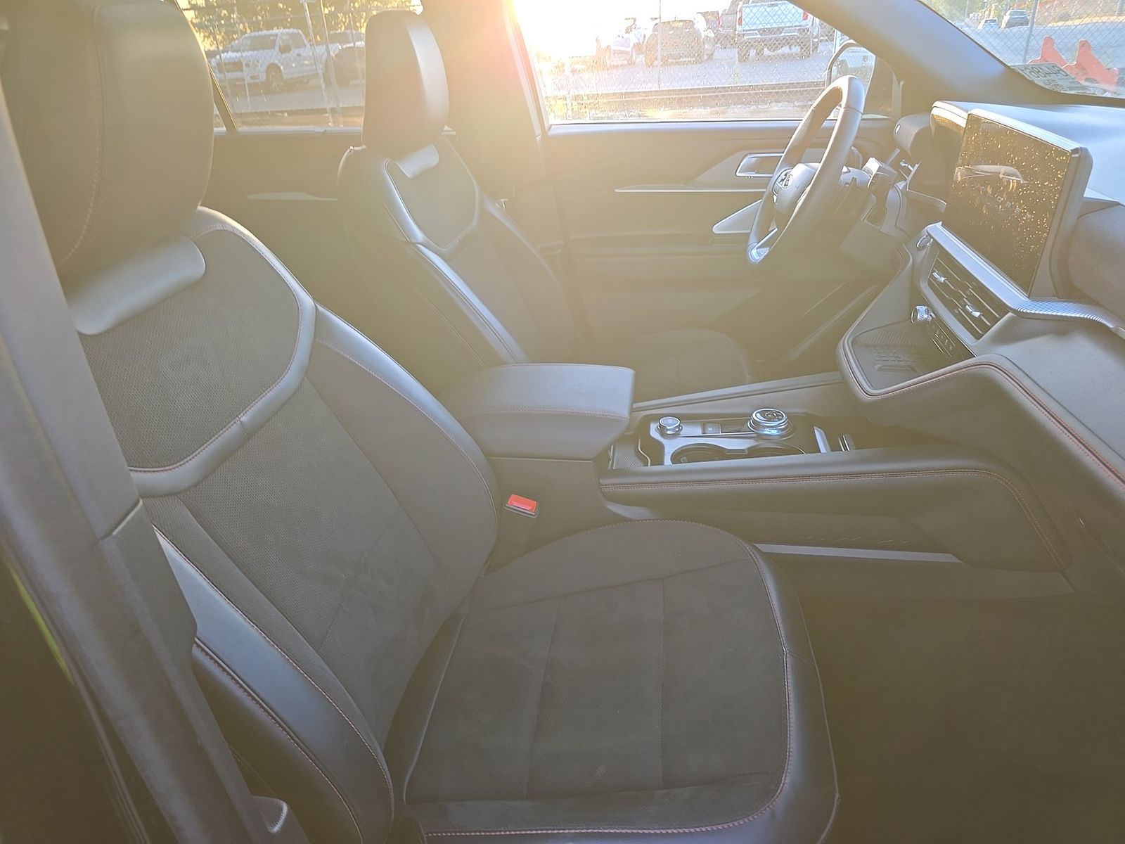 FORD EXPLORER - 9