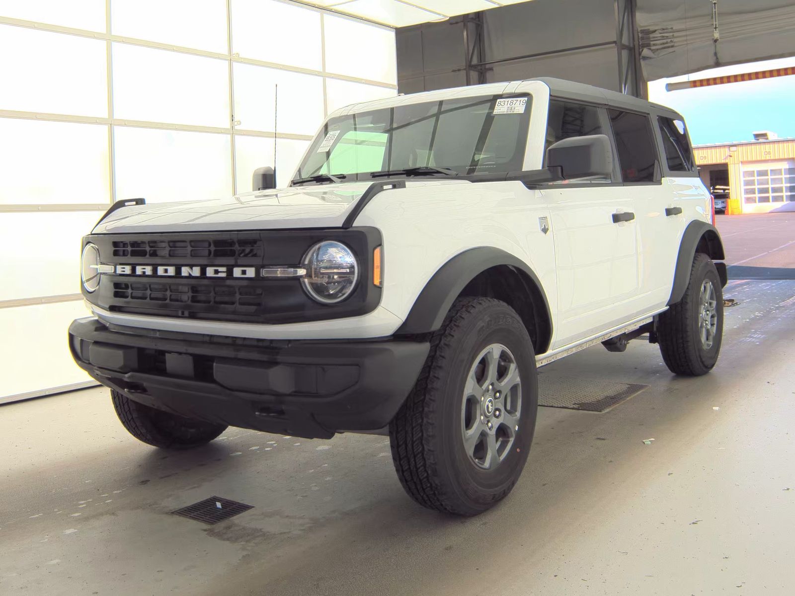 FORD BRONCO - 1