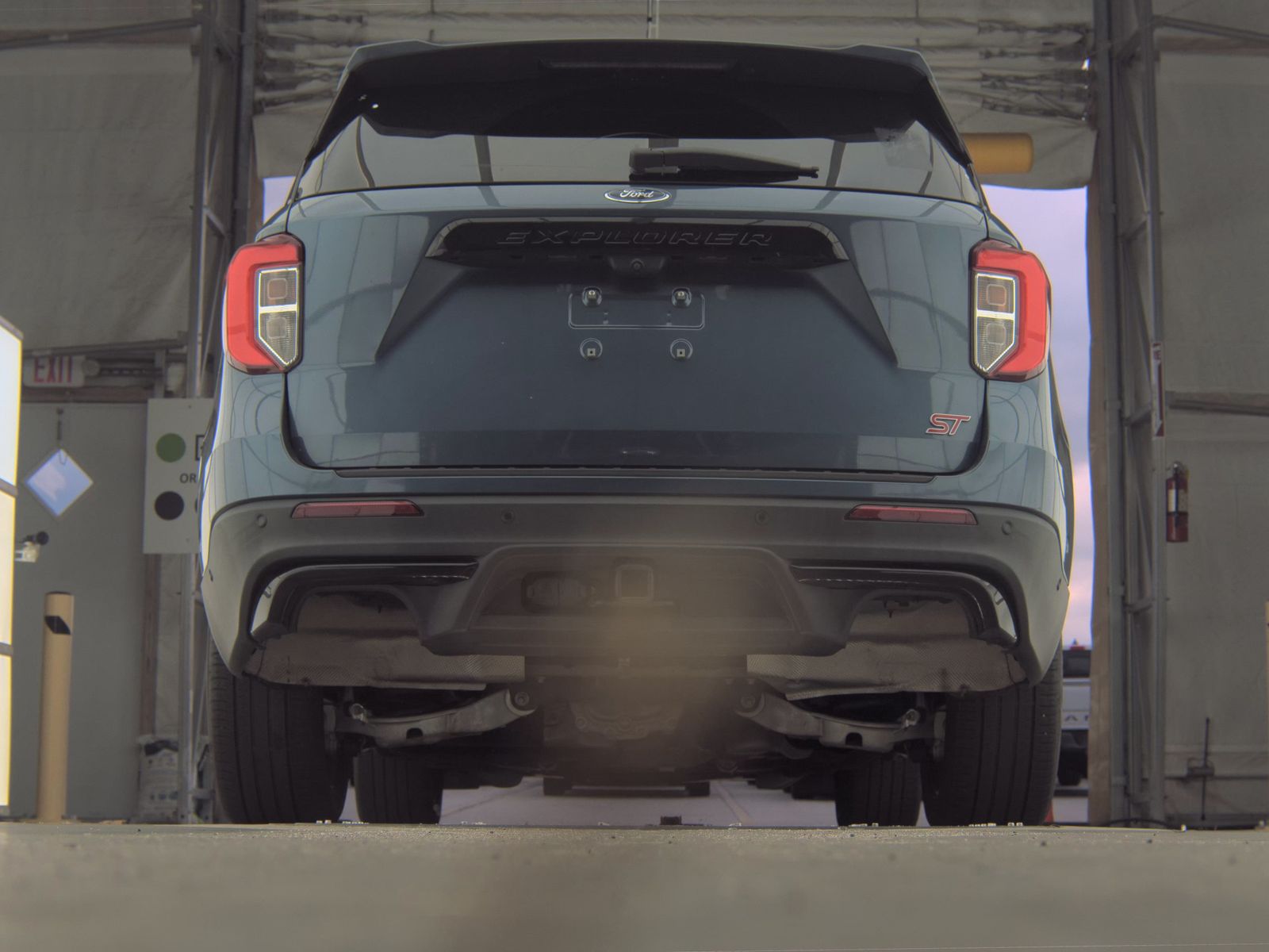 FORD EXPLORER - 8