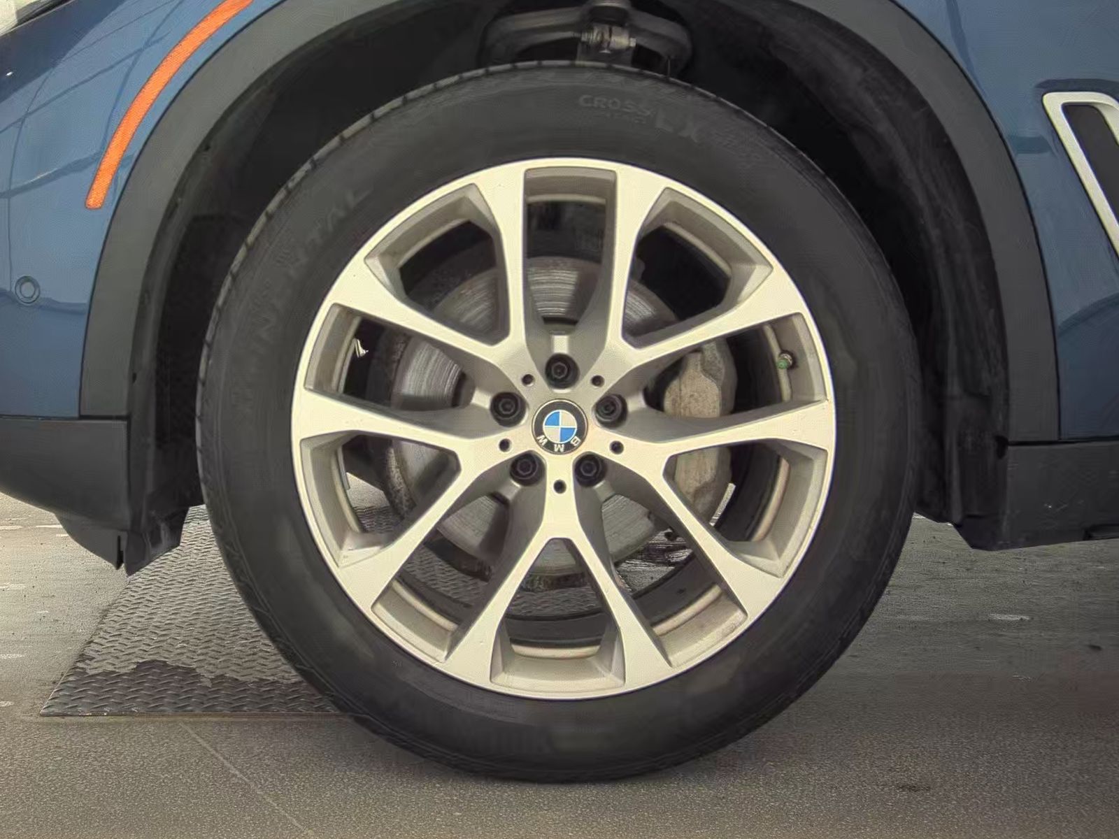 2020 BMW X5 xDrive40i AWD