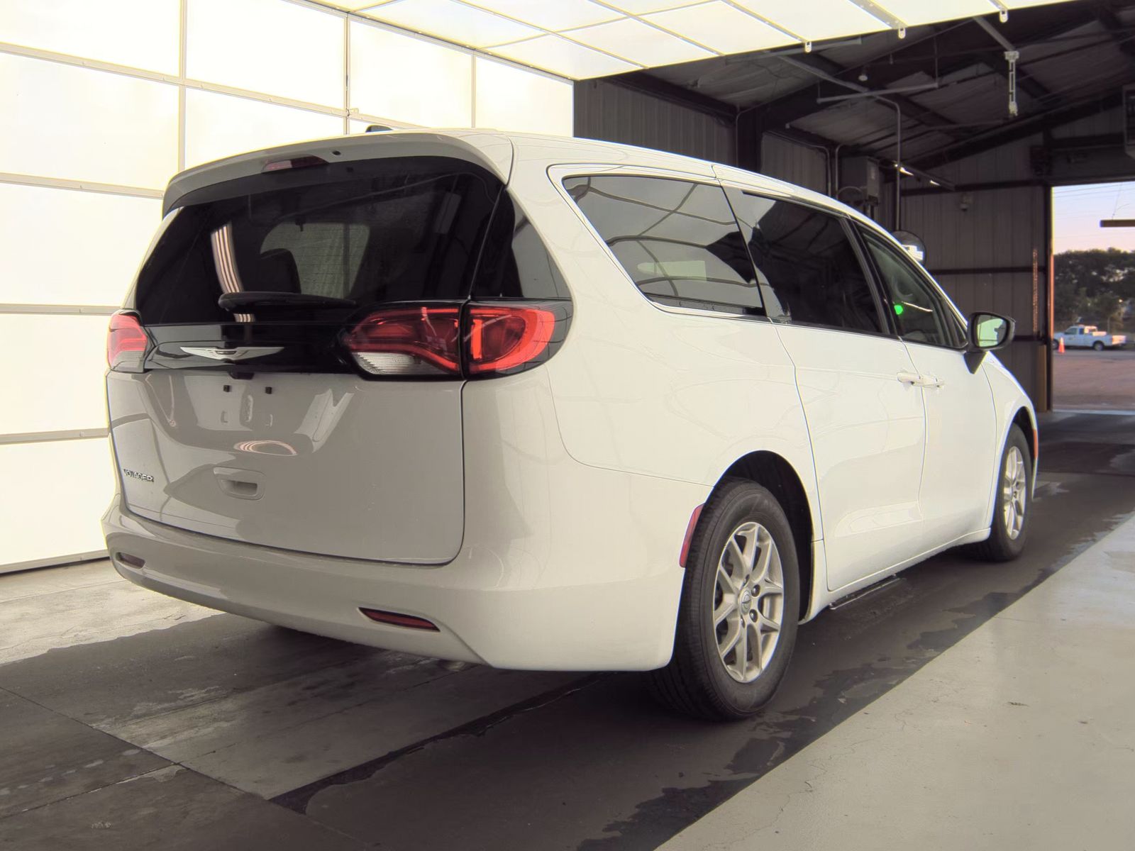 CHRYSLER VOYAGER - 6