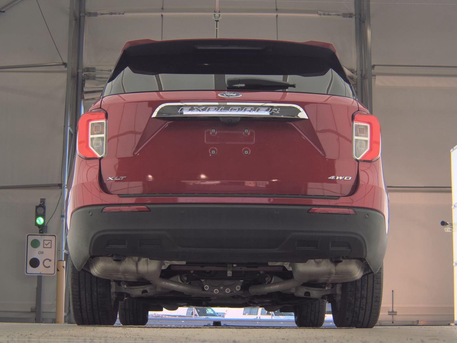 FORD EXPLORER - 8