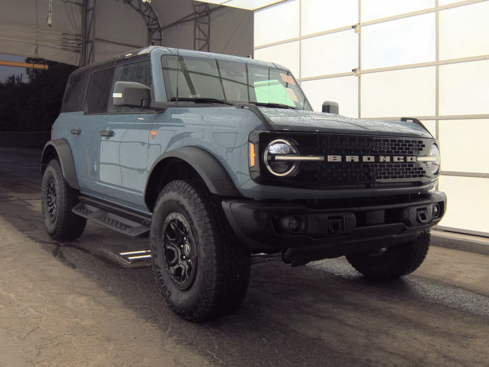 FORD BRONCO - 5