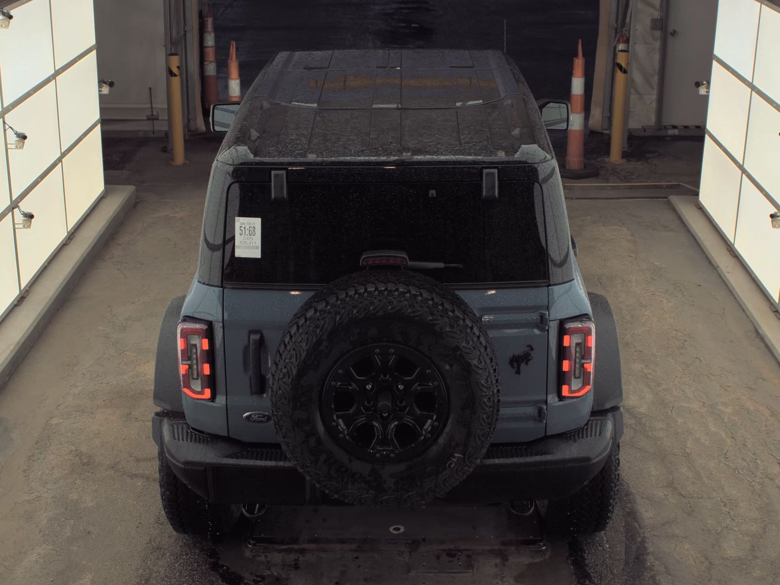 FORD BRONCO - 7
