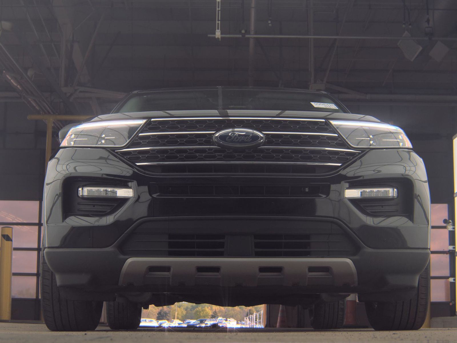 FORD EXPLORER - 4