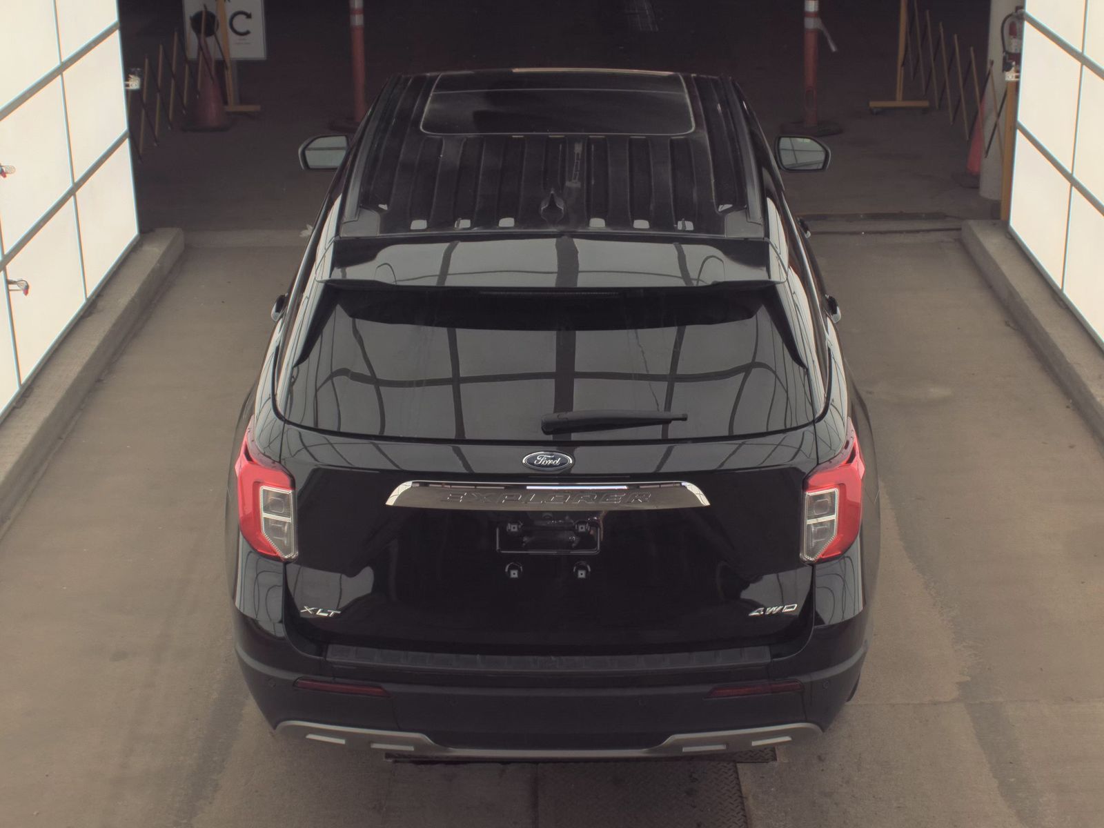 FORD EXPLORER - 7