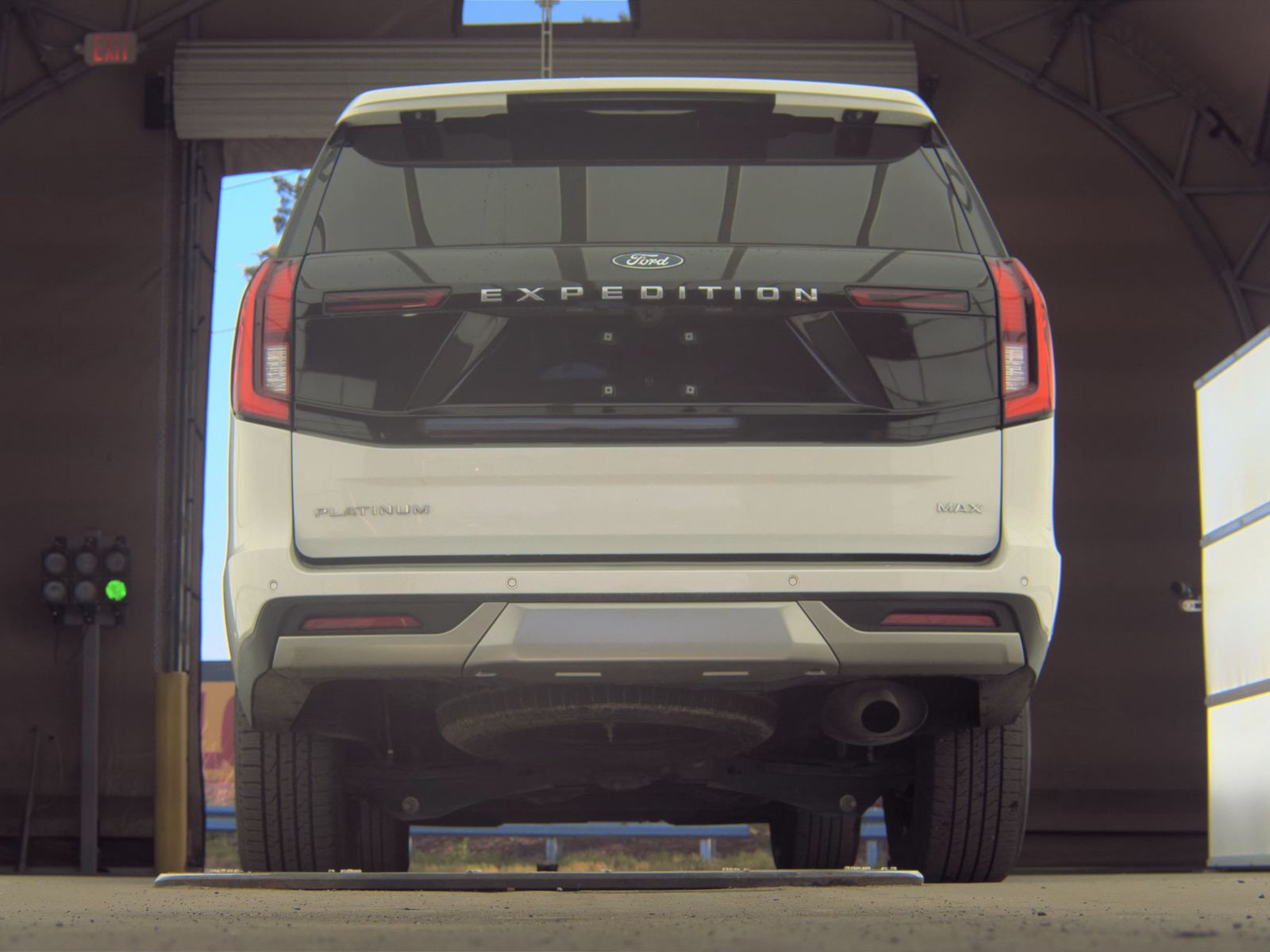 FORD EXPEDITION MAX - 8