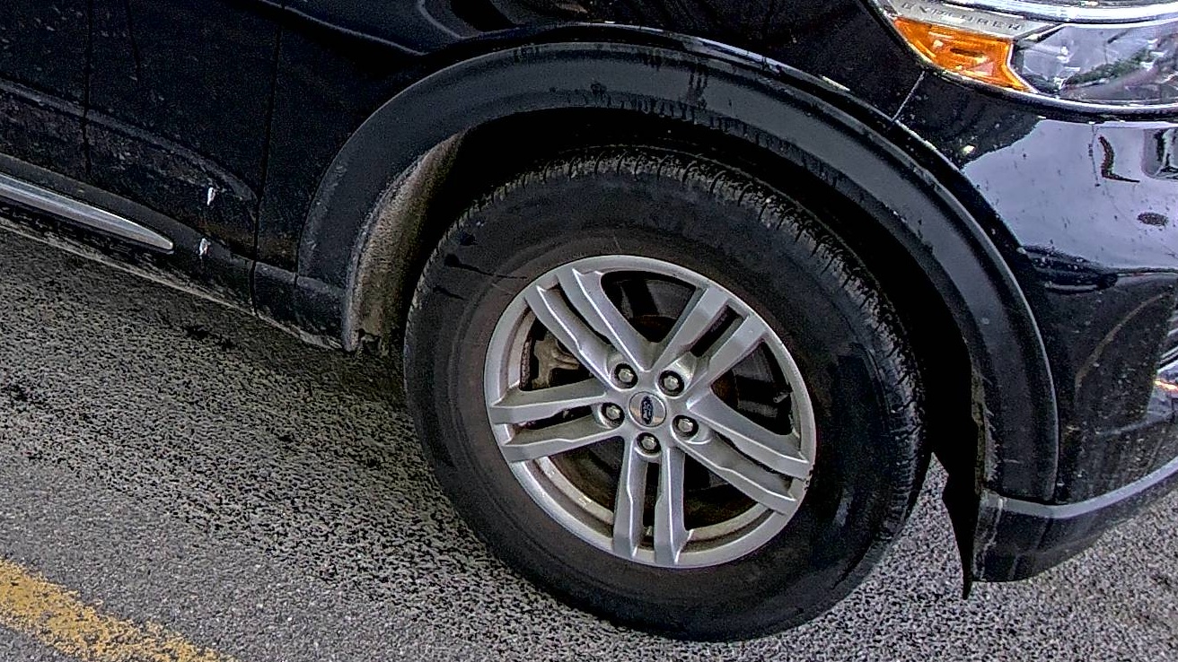 FORD EXPLORER - 9