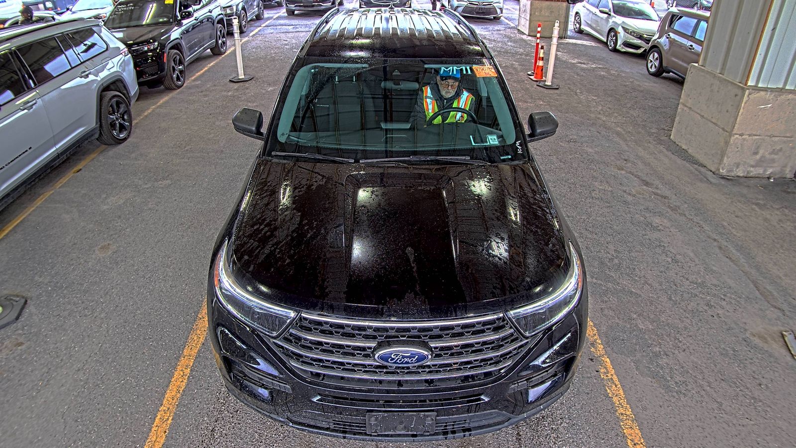 FORD EXPLORER - 3